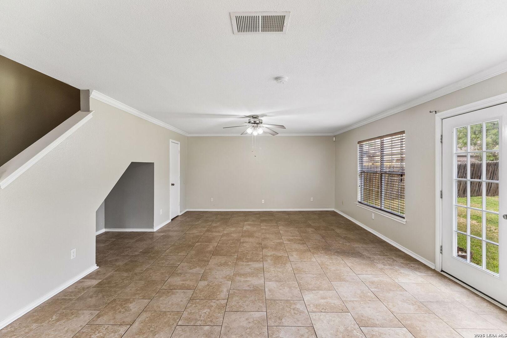 9011 Via Hermosa, San Antonio, TX 78245