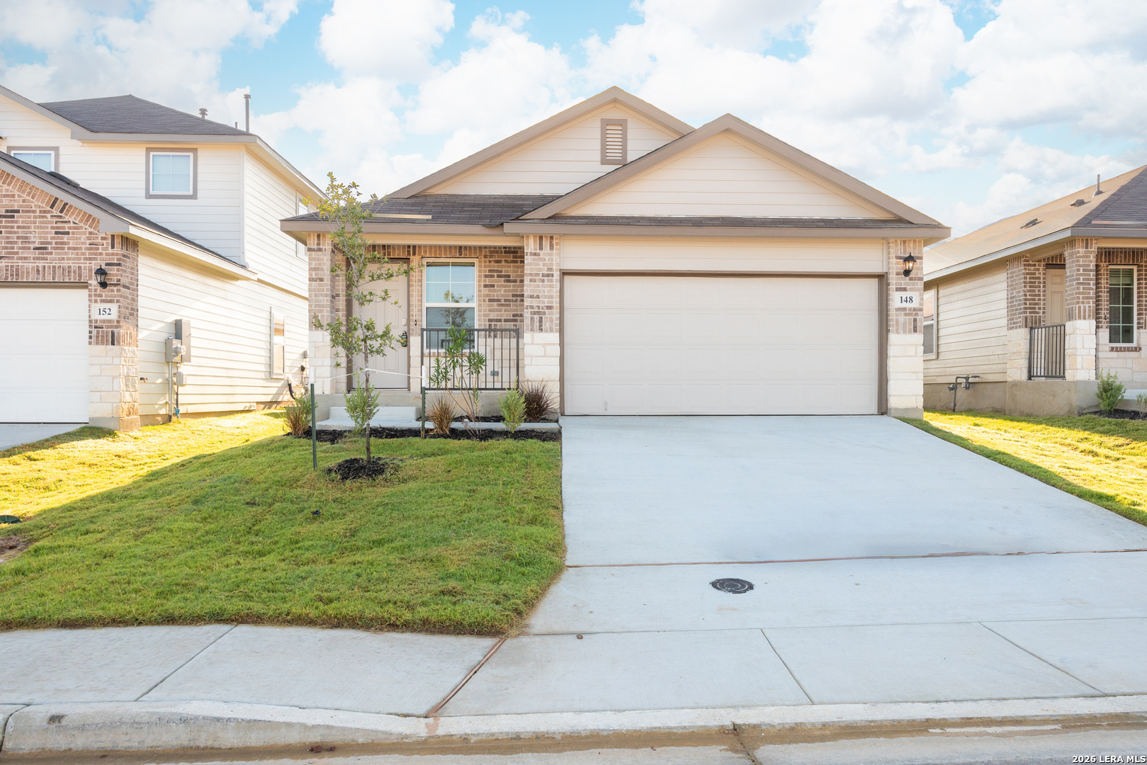 Property photo for 148 CHIPPING ALY, Floresville, TX