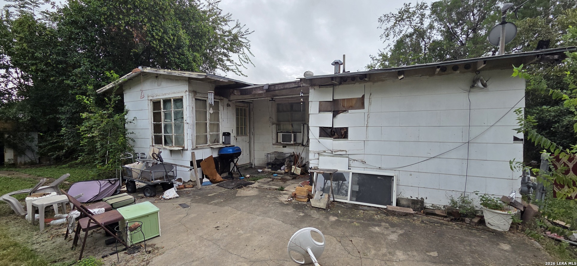 203 SHEILA DR, San Antonio, TX 78209