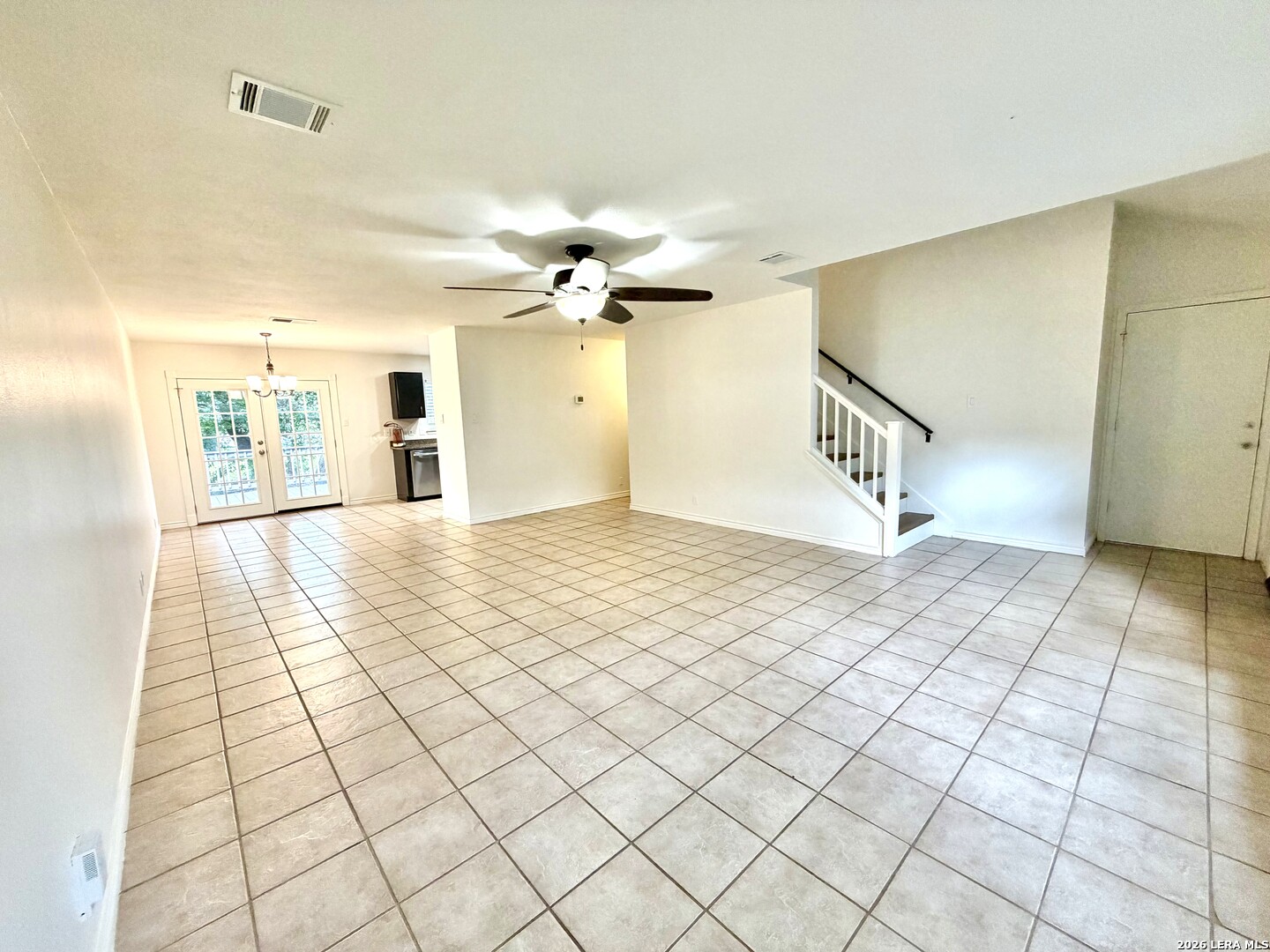 7806 GREEN BLF, San Antonio, TX 78240