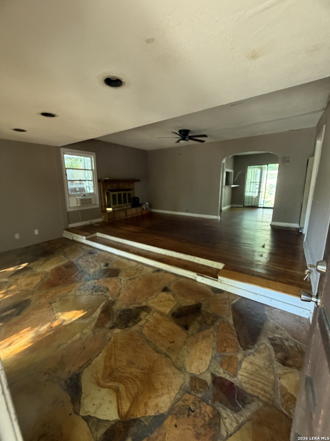 1335 Clower, San Antonio, TX 78201