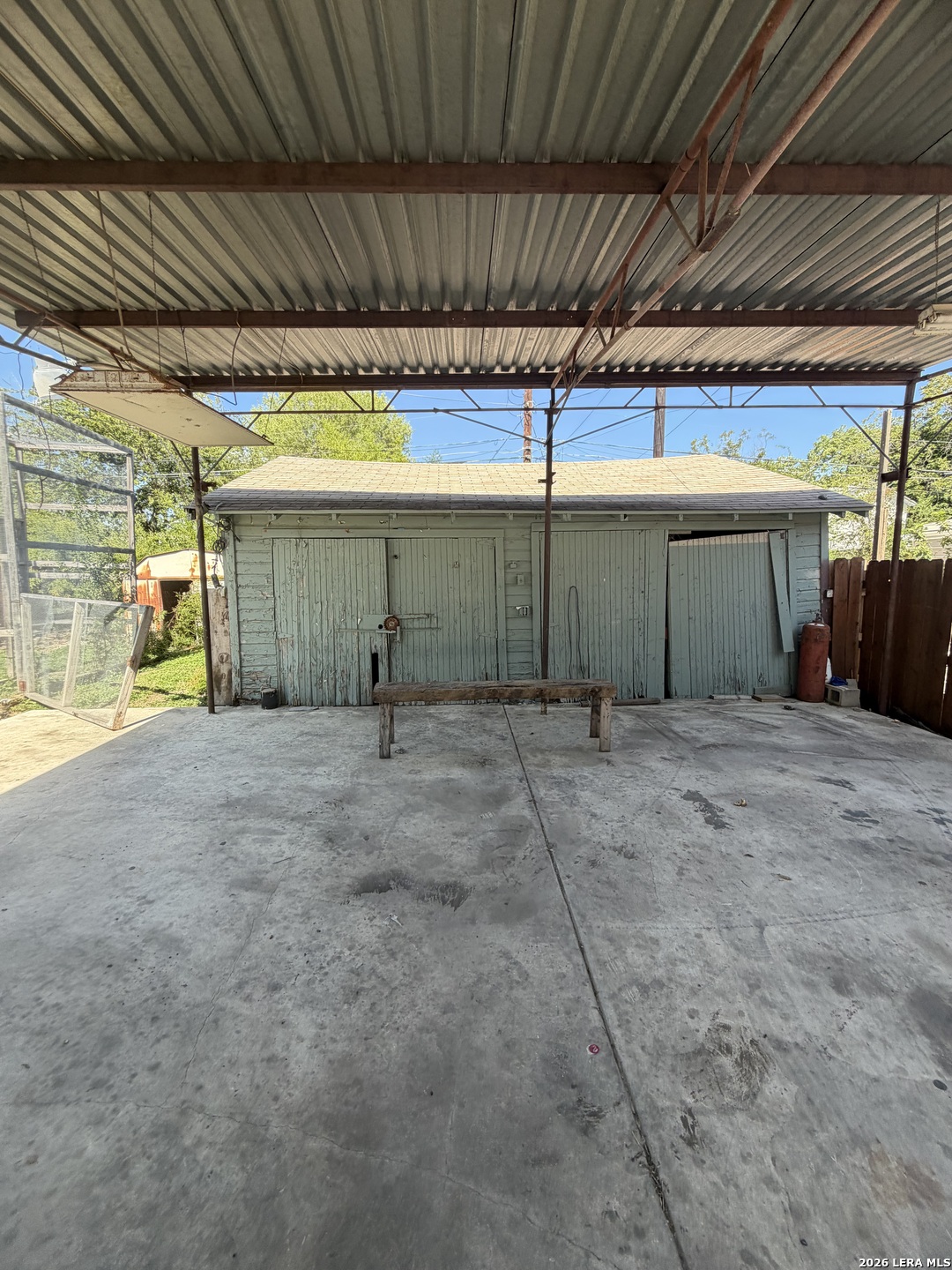 1335 Clower, San Antonio, TX 78201