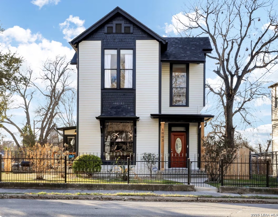 Property photo for 1003 N HACKBERRY ST, San Antonio, TX