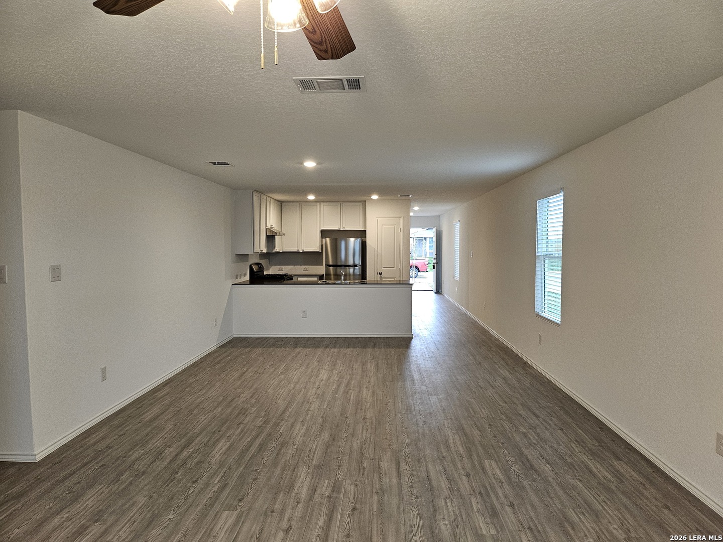 5911 COAHULIA RDG, Seguin, TX 78155