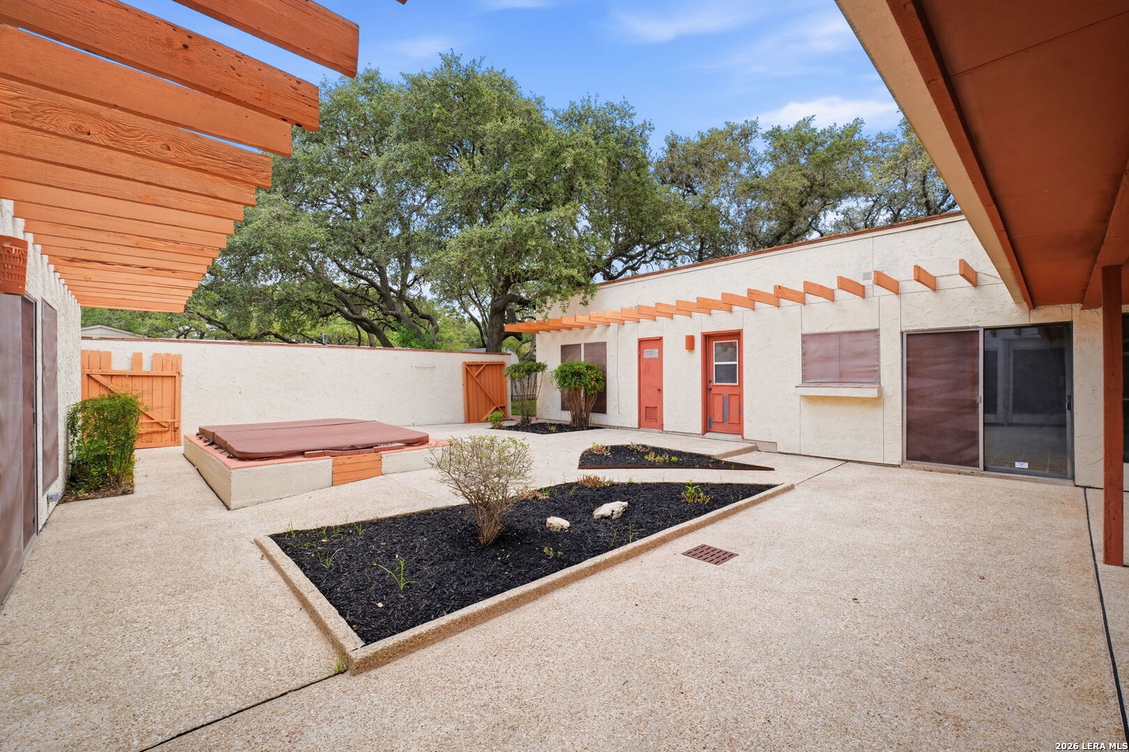 309 Fleetwood Dr, San Antonio, TX 78232
