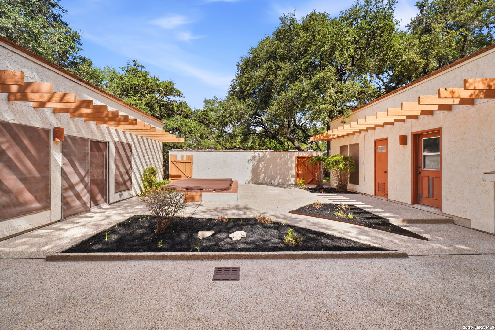 309 Fleetwood Dr, San Antonio, TX 78232