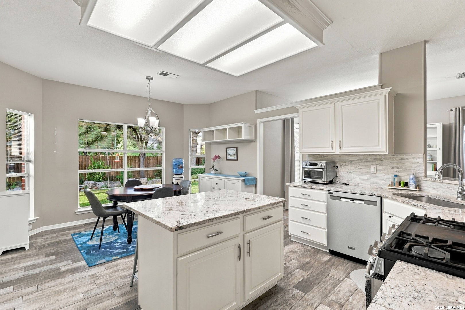 9423 Camino Venado, Helotes, TX 78023