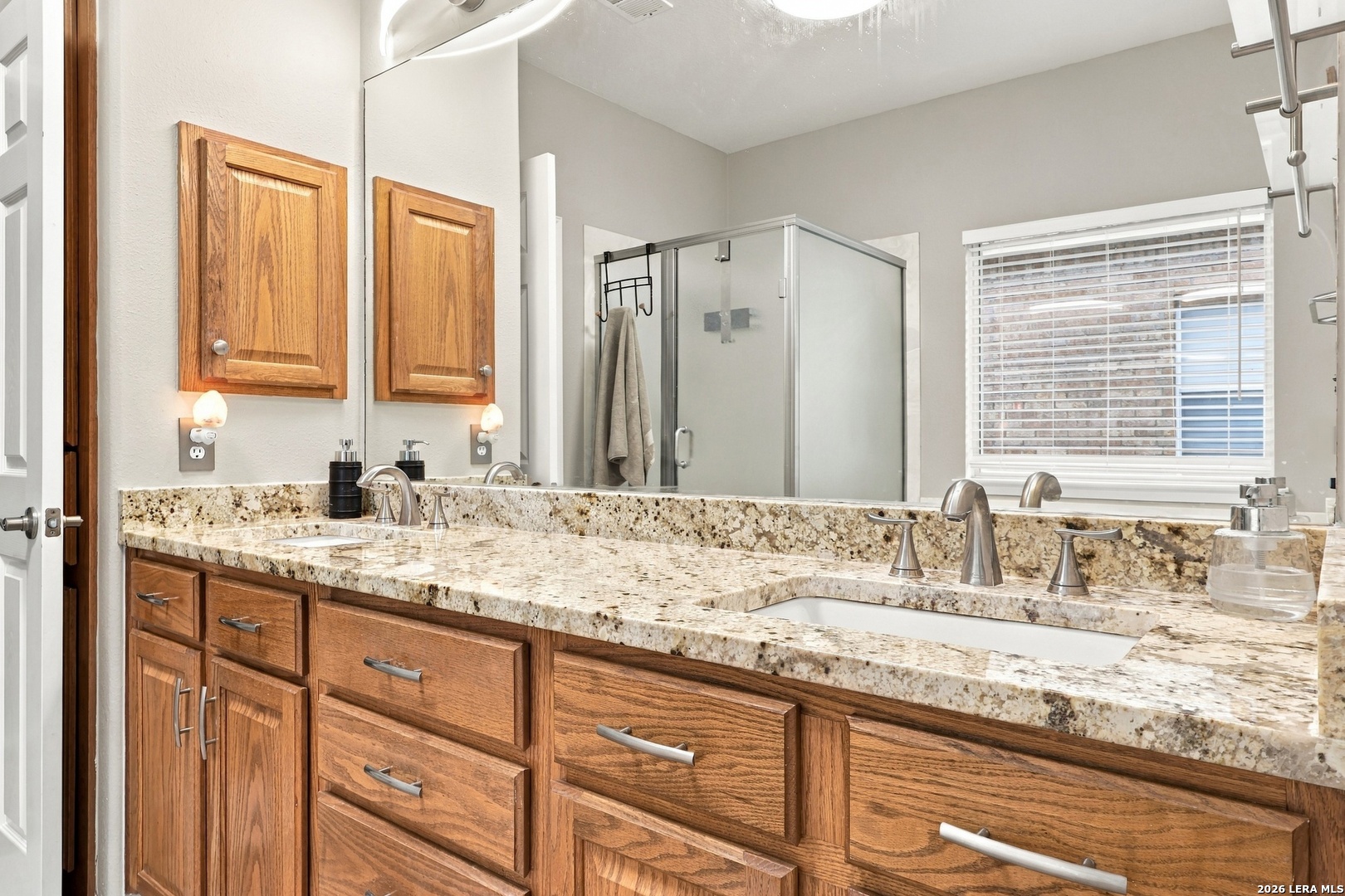 9423 Camino Venado, Helotes, TX 78023