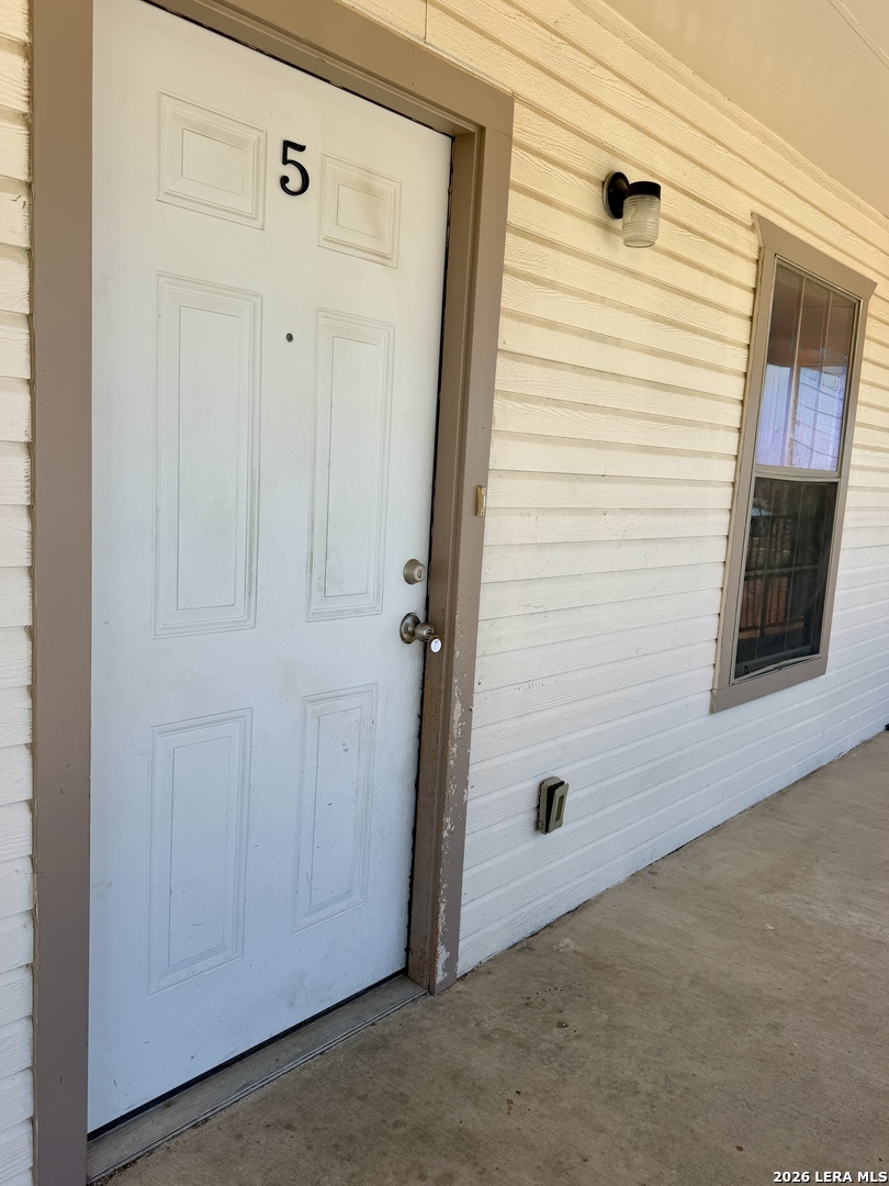 434 Spring View, #5, Eagle Pass, TX 78852