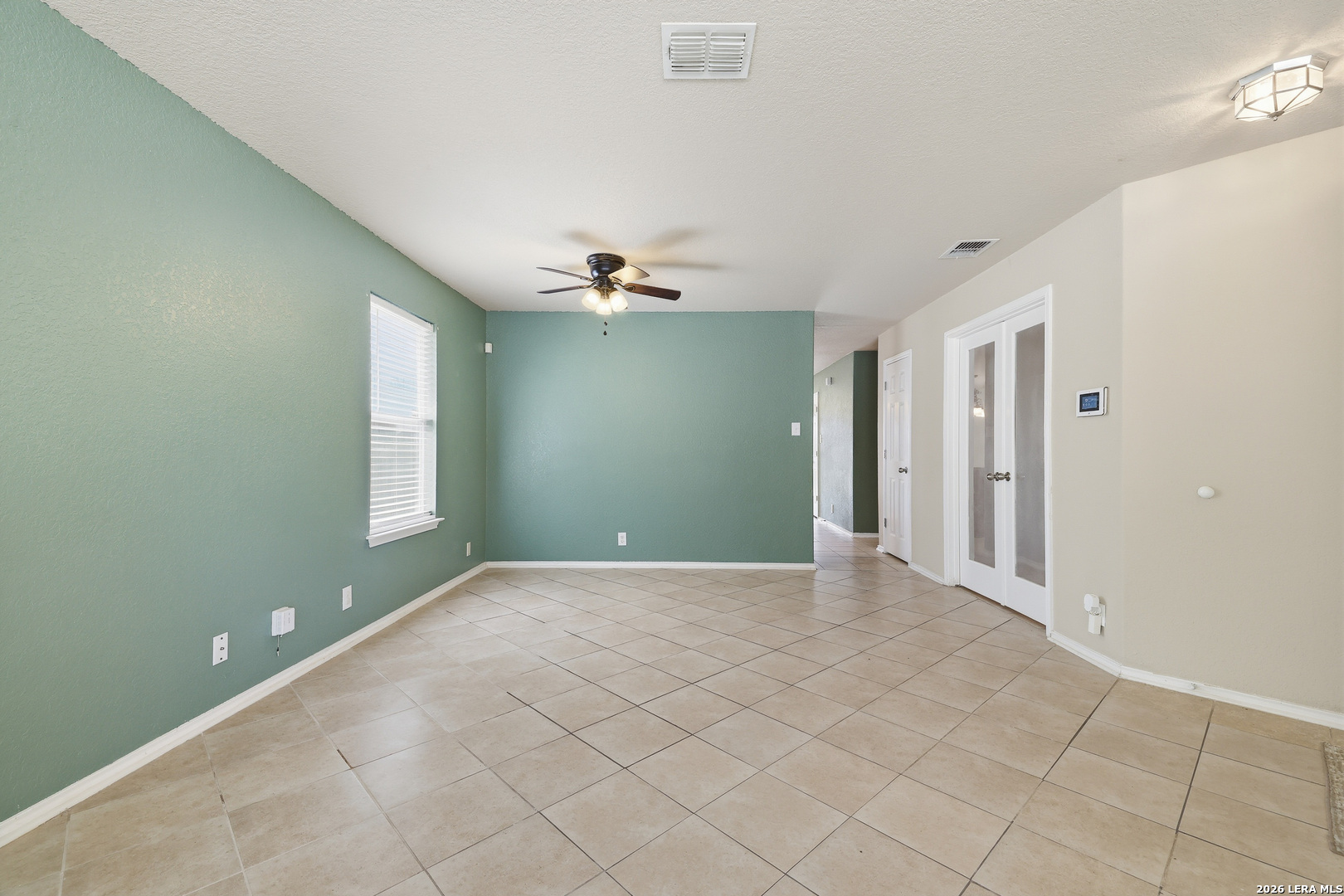 419 Dolly Dr, Converse, TX 78109