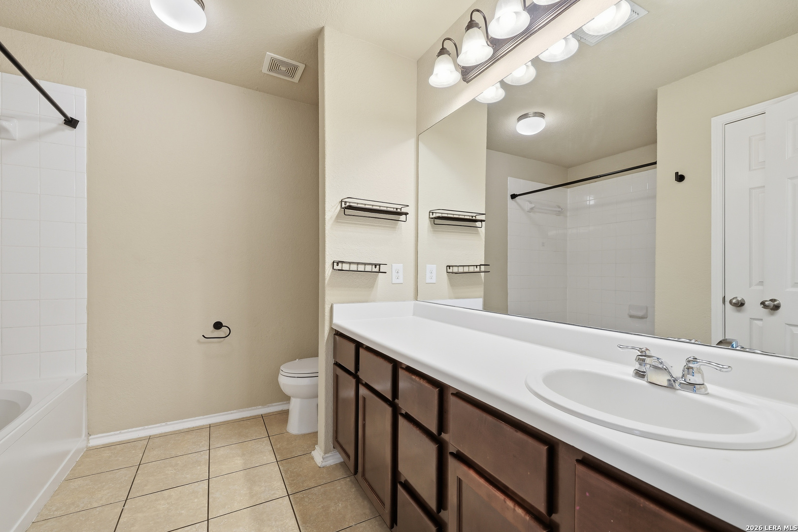 419 Dolly Dr, Converse, TX 78109