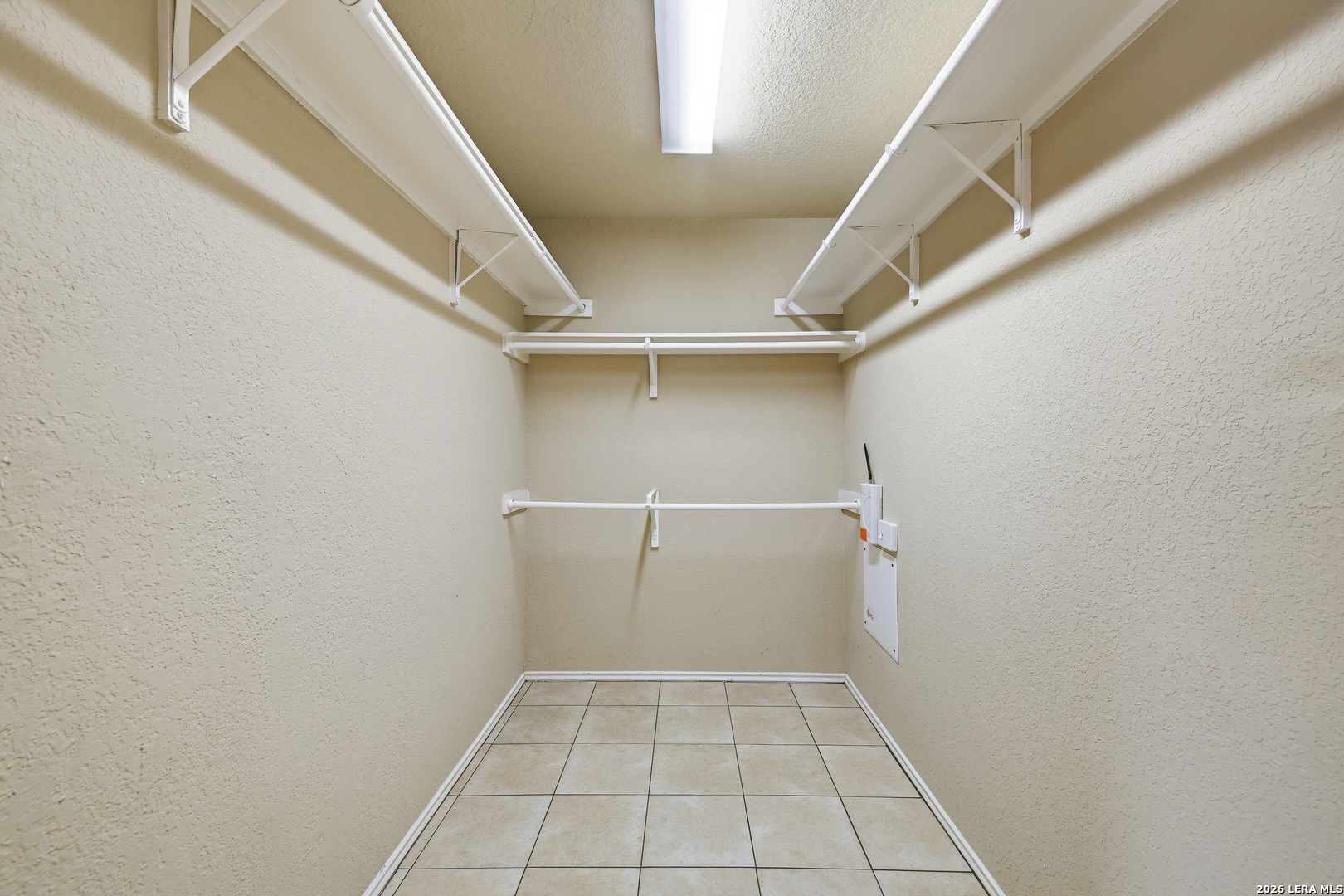 419 Dolly Dr, Converse, TX 78109