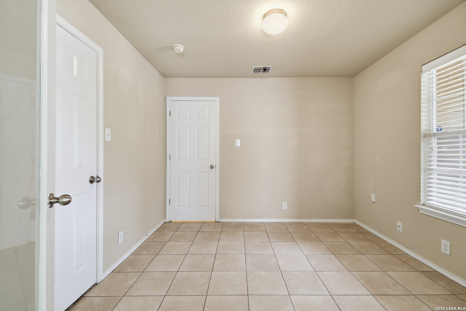 419 Dolly Dr, Converse, TX 78109