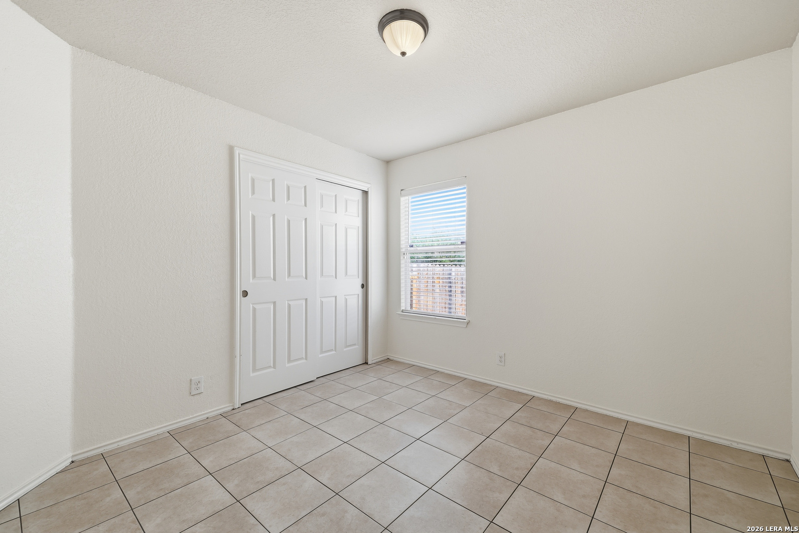 419 Dolly Dr, Converse, TX 78109