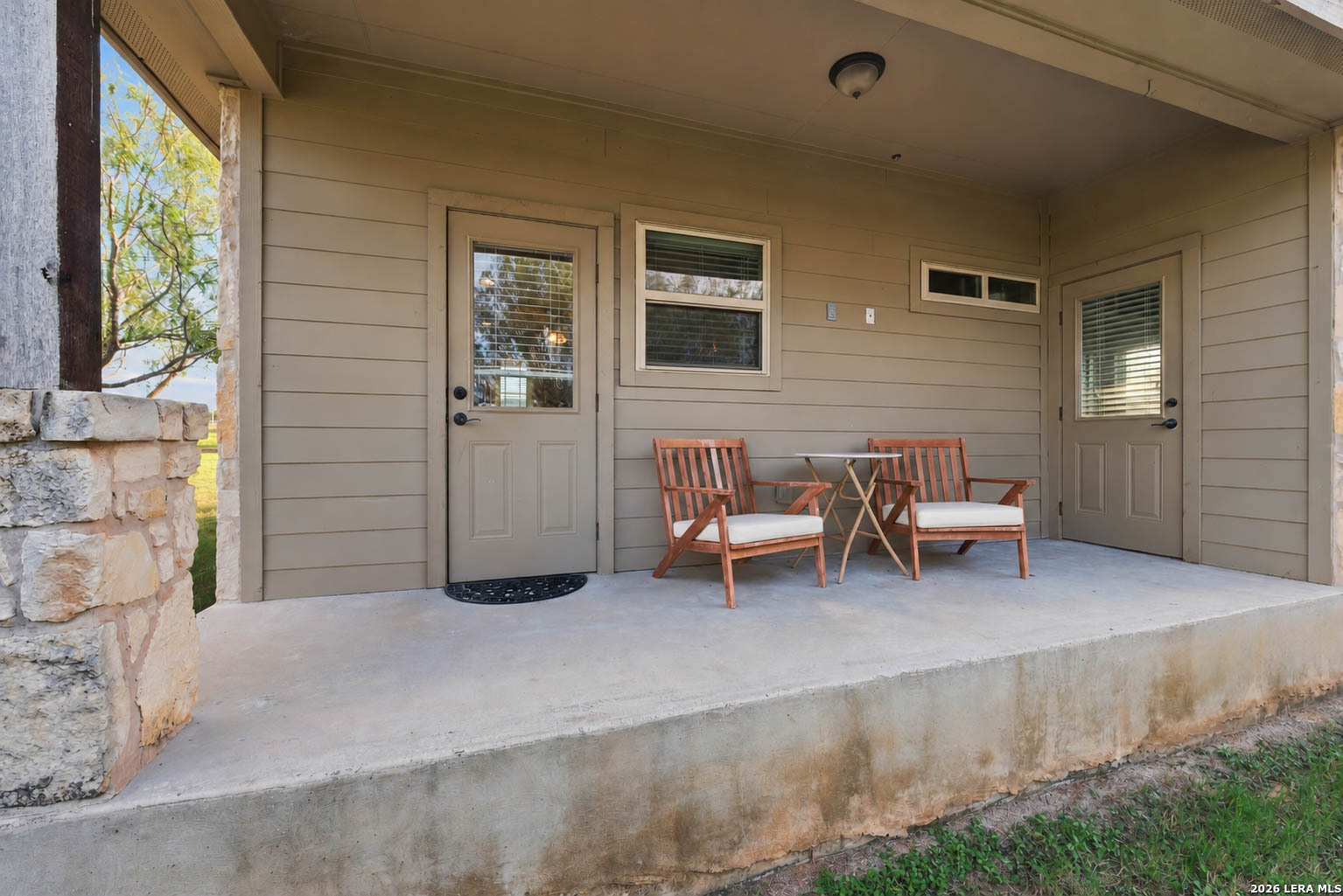 1260 County Road 361, La Vernia, TX 78121