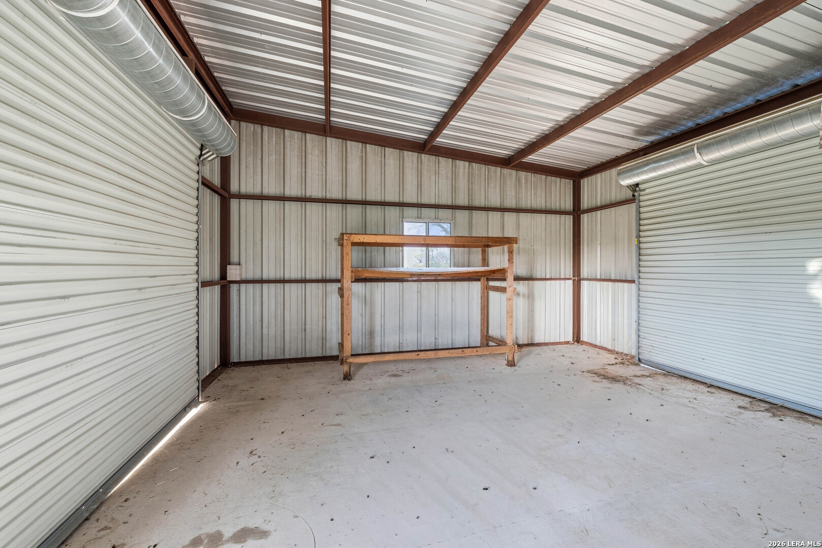 1260 County Road 361, La Vernia, TX 78121