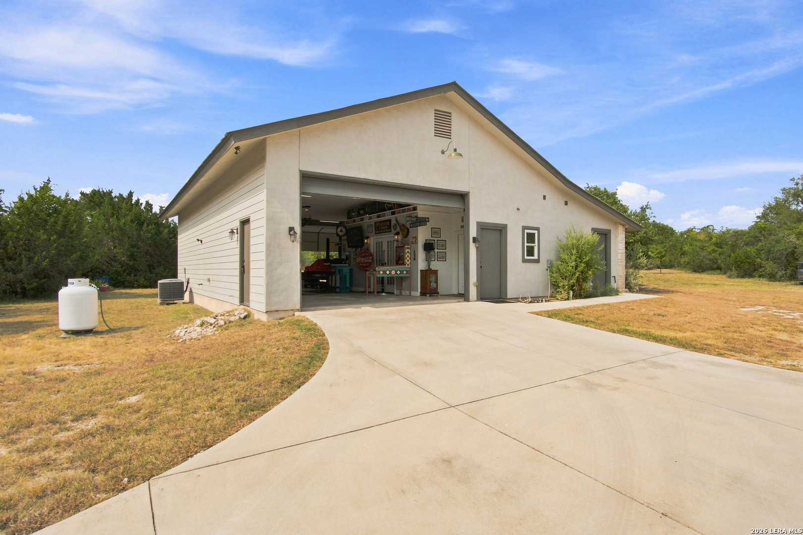 9542 Majestic Oak Cir, San Antonio, TX 78255