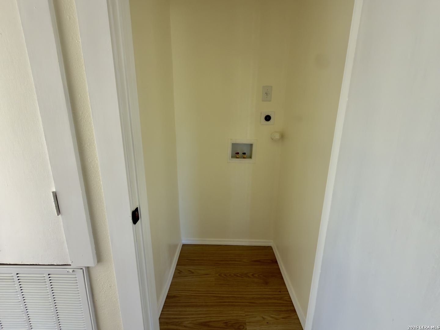 1619 Latimer, San Antonio, TX 78220