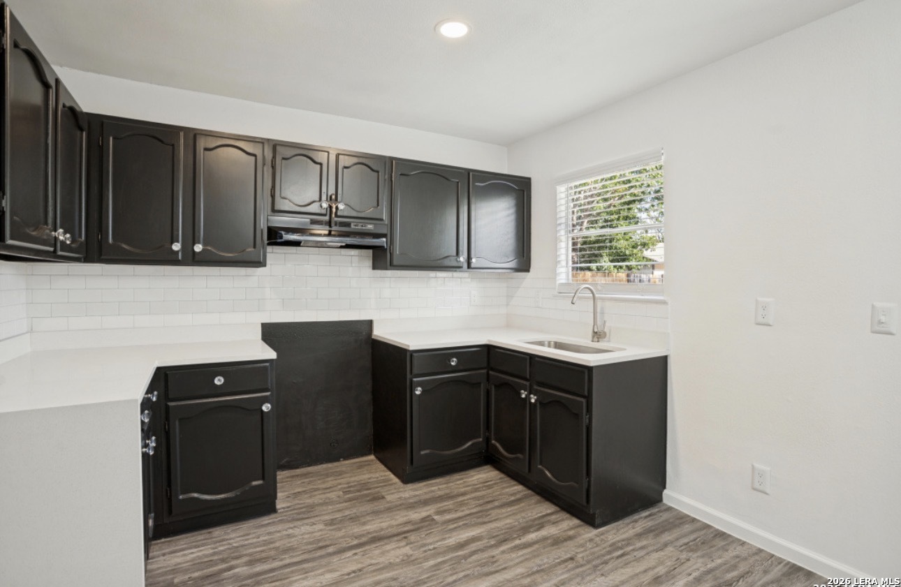 9506 CLIFF WAY ST, San Antonio, TX 78250