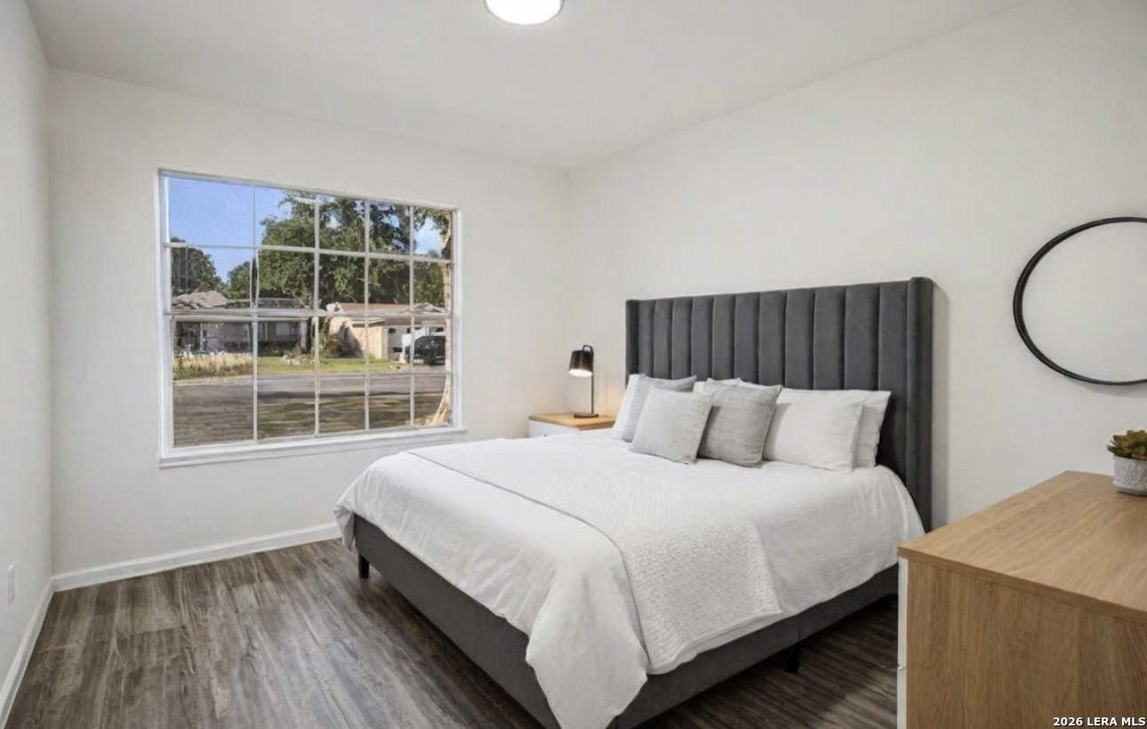 9506 CLIFF WAY ST, San Antonio, TX 78250