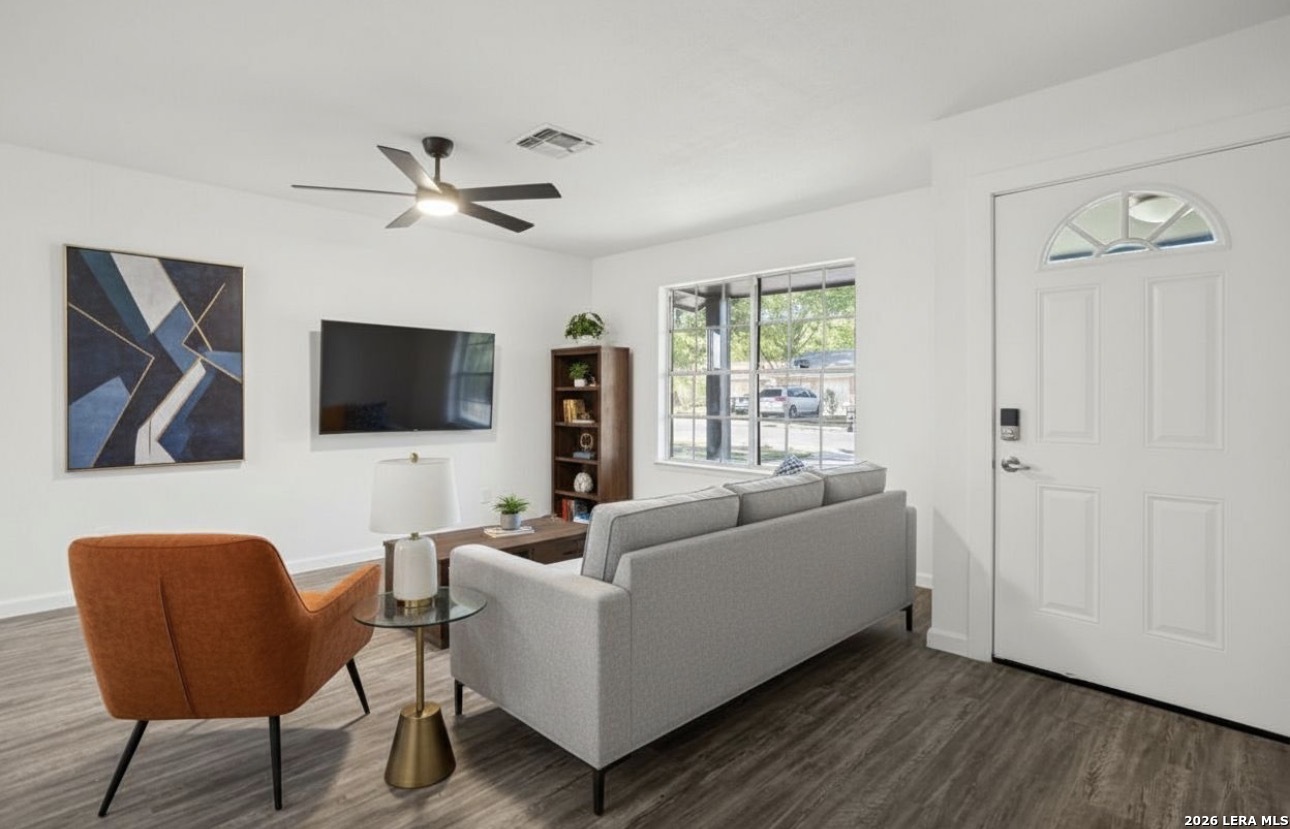 9506 CLIFF WAY ST, San Antonio, TX 78250