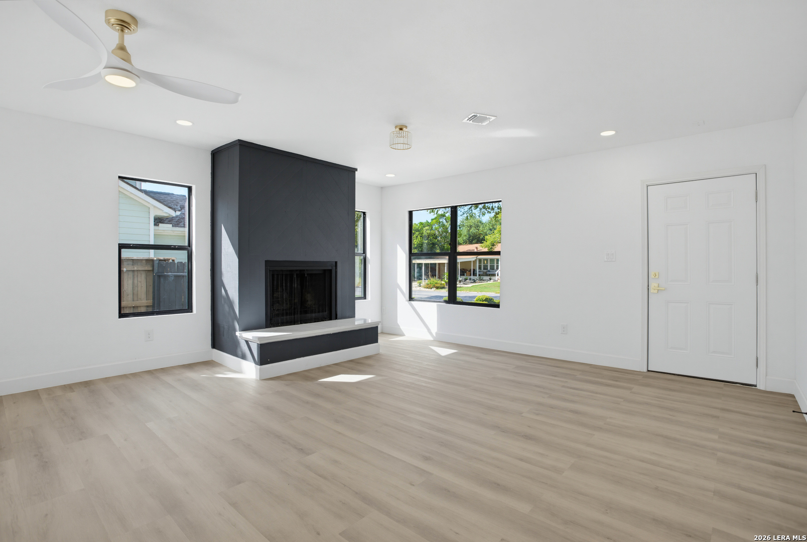 146 Larchmont, San Antonio, TX 78209