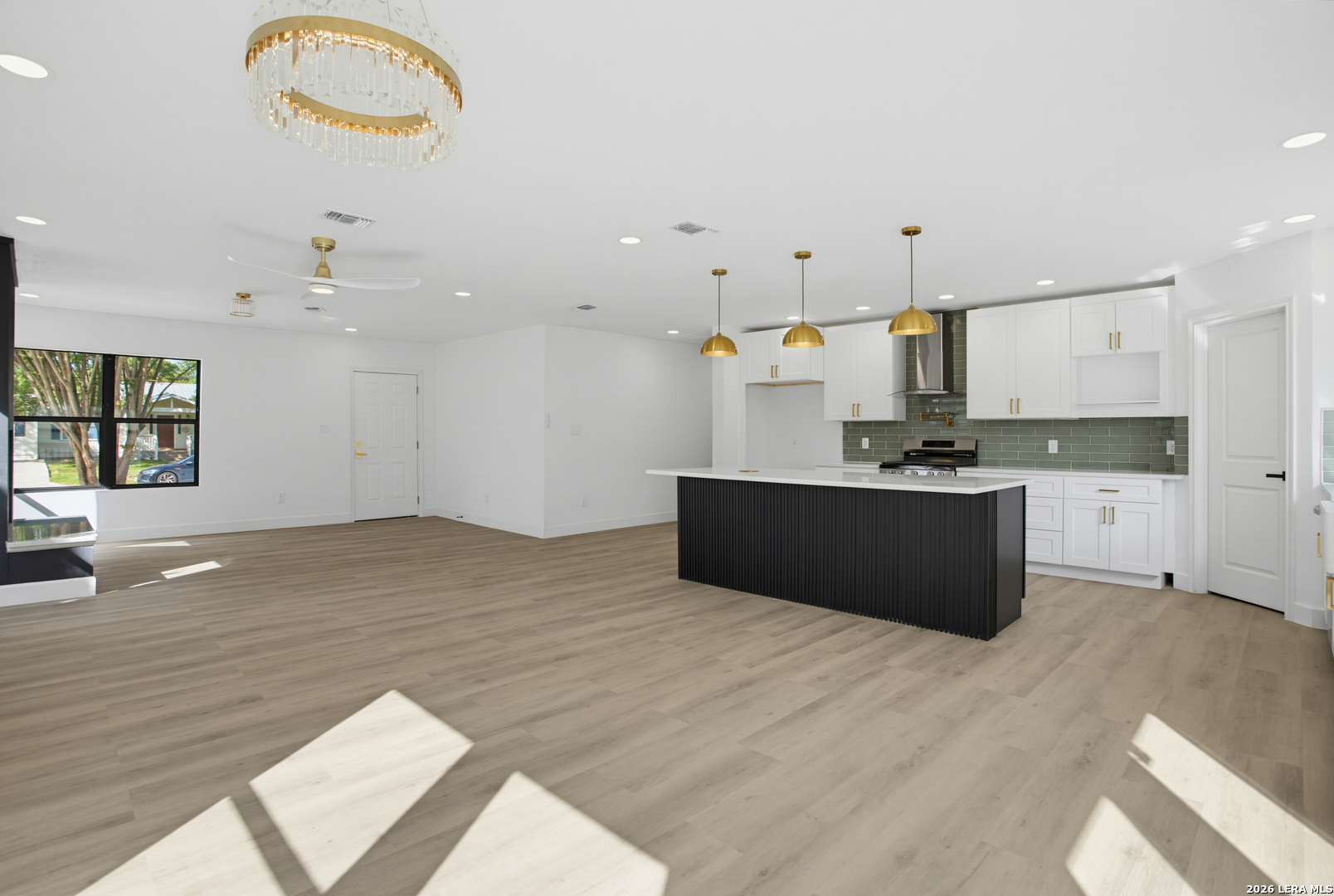 146 Larchmont, San Antonio, TX 78209
