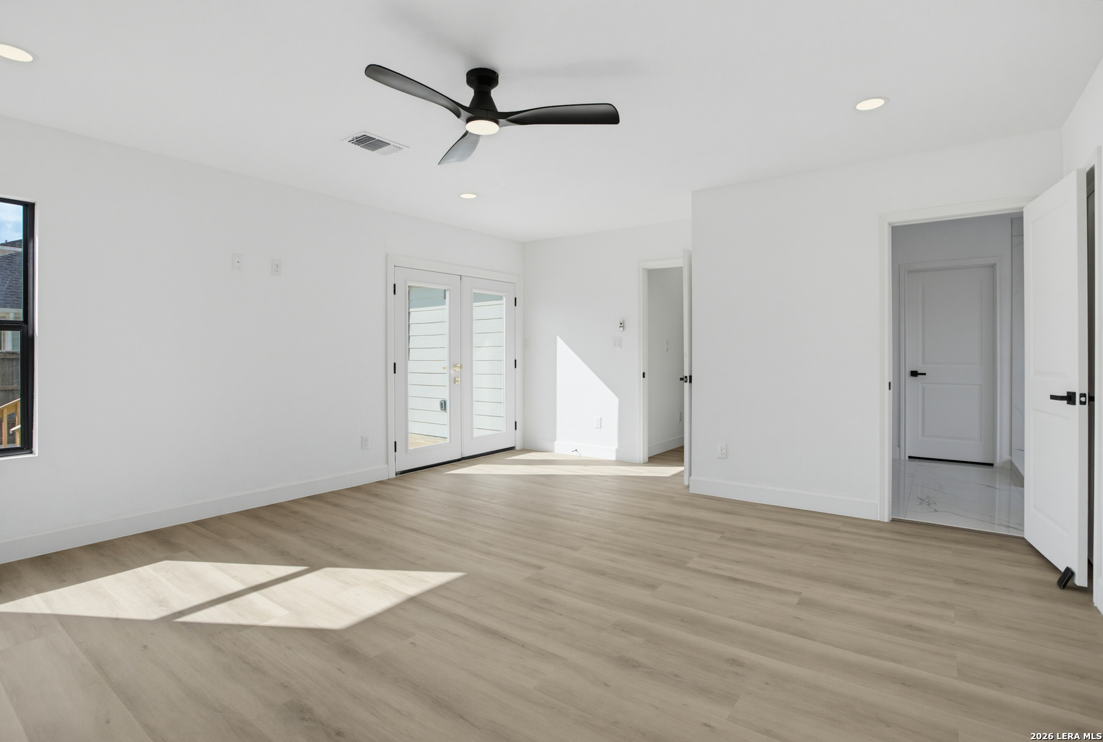 146 Larchmont, San Antonio, TX 78209