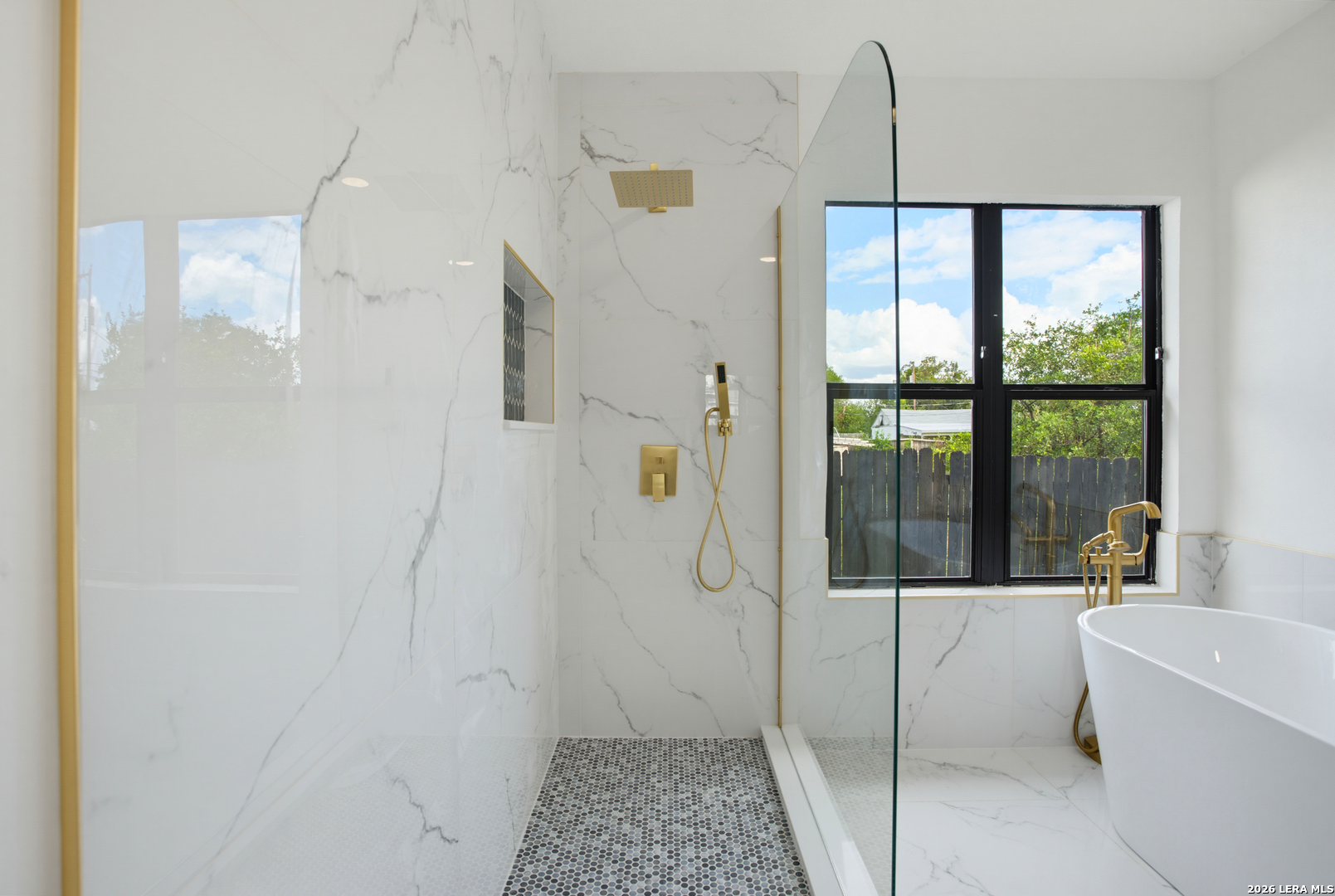 146 Larchmont, San Antonio, TX 78209