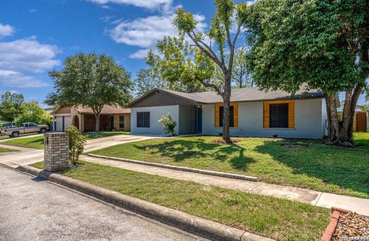 3834 PIPERS CREST ST, San Antonio, TX 78251