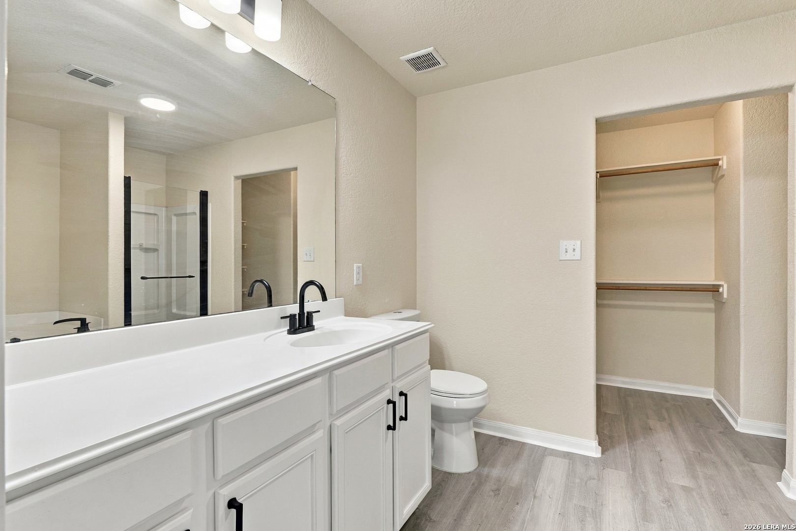 5659 FOREST CYN, San Antonio, TX 78252