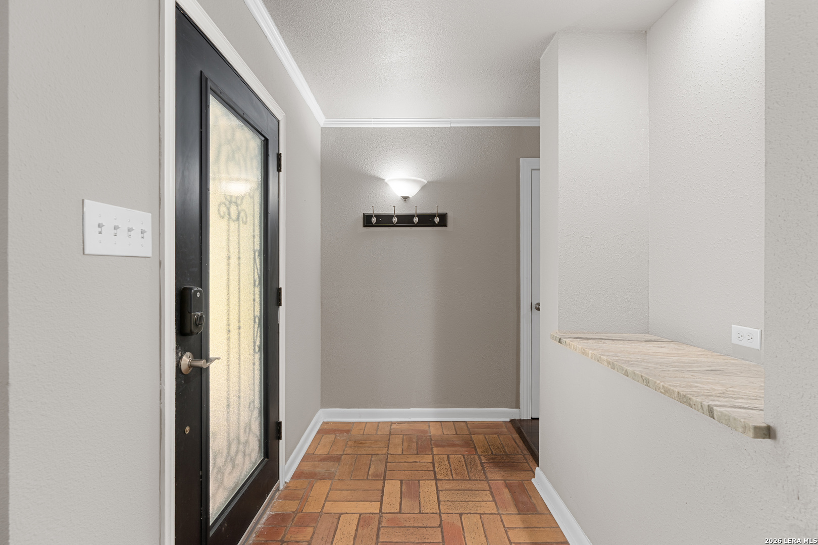 Entry/Foyer