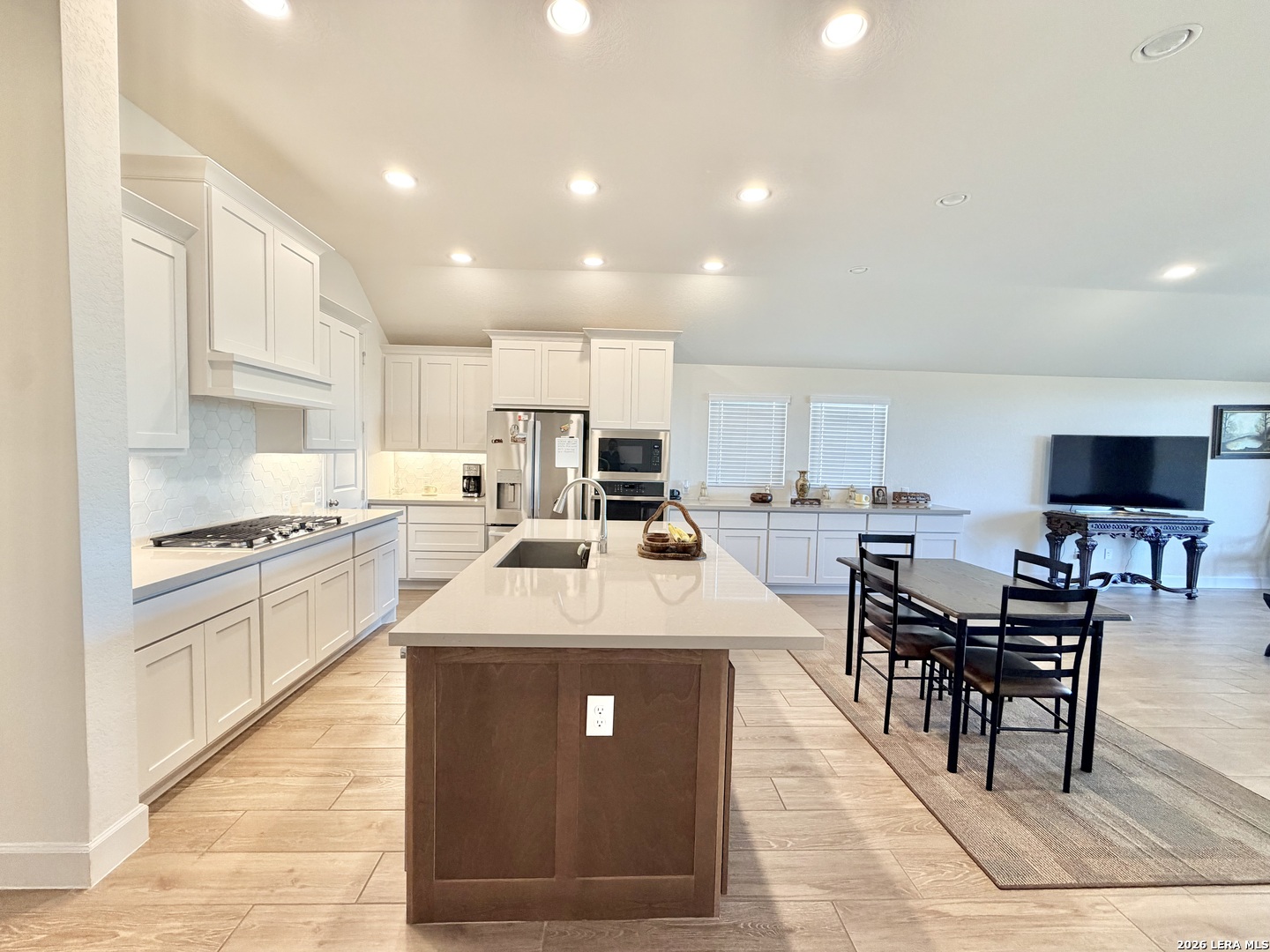 2938 Vistablue Lane, San Antonio, TX 78245