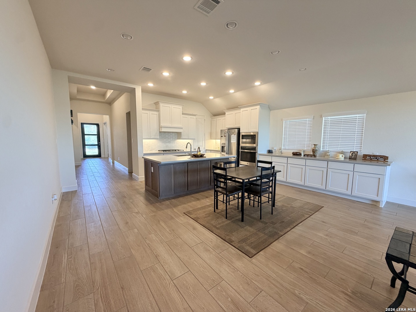 2938 Vistablue Lane, San Antonio, TX 78245
