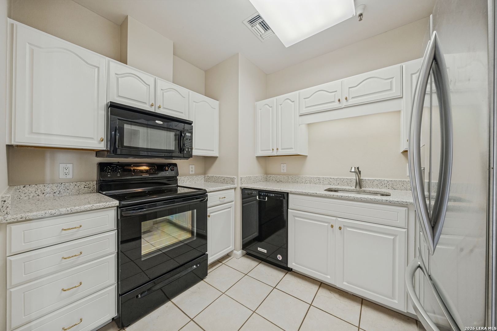 1 Towers Park Ln 1110