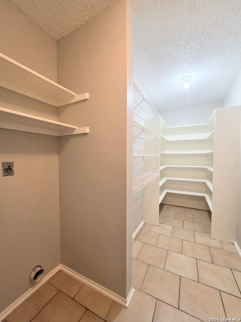 3315 FALCON GROVE DR, San Antonio, TX 78247
