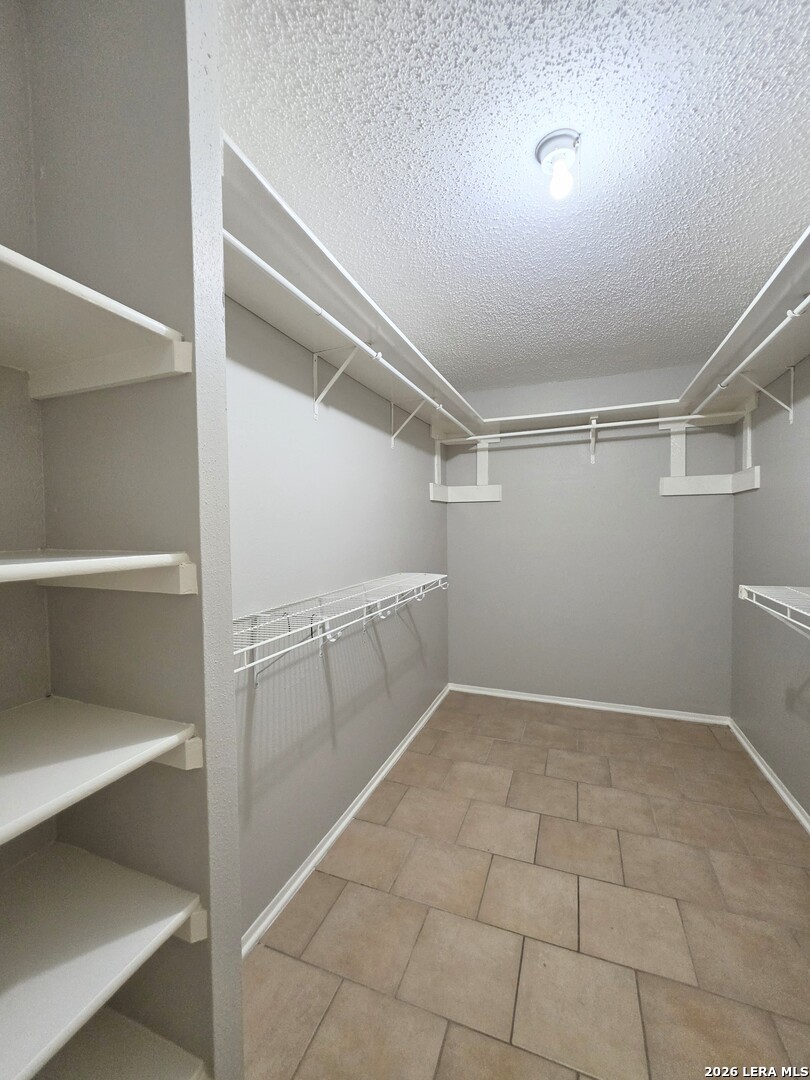 3315 FALCON GROVE DR, San Antonio, TX 78247