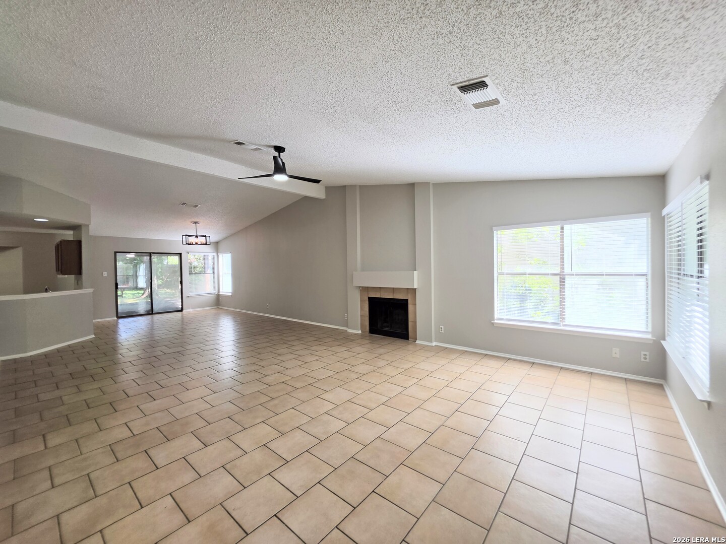 3315 FALCON GROVE DR, San Antonio, TX 78247