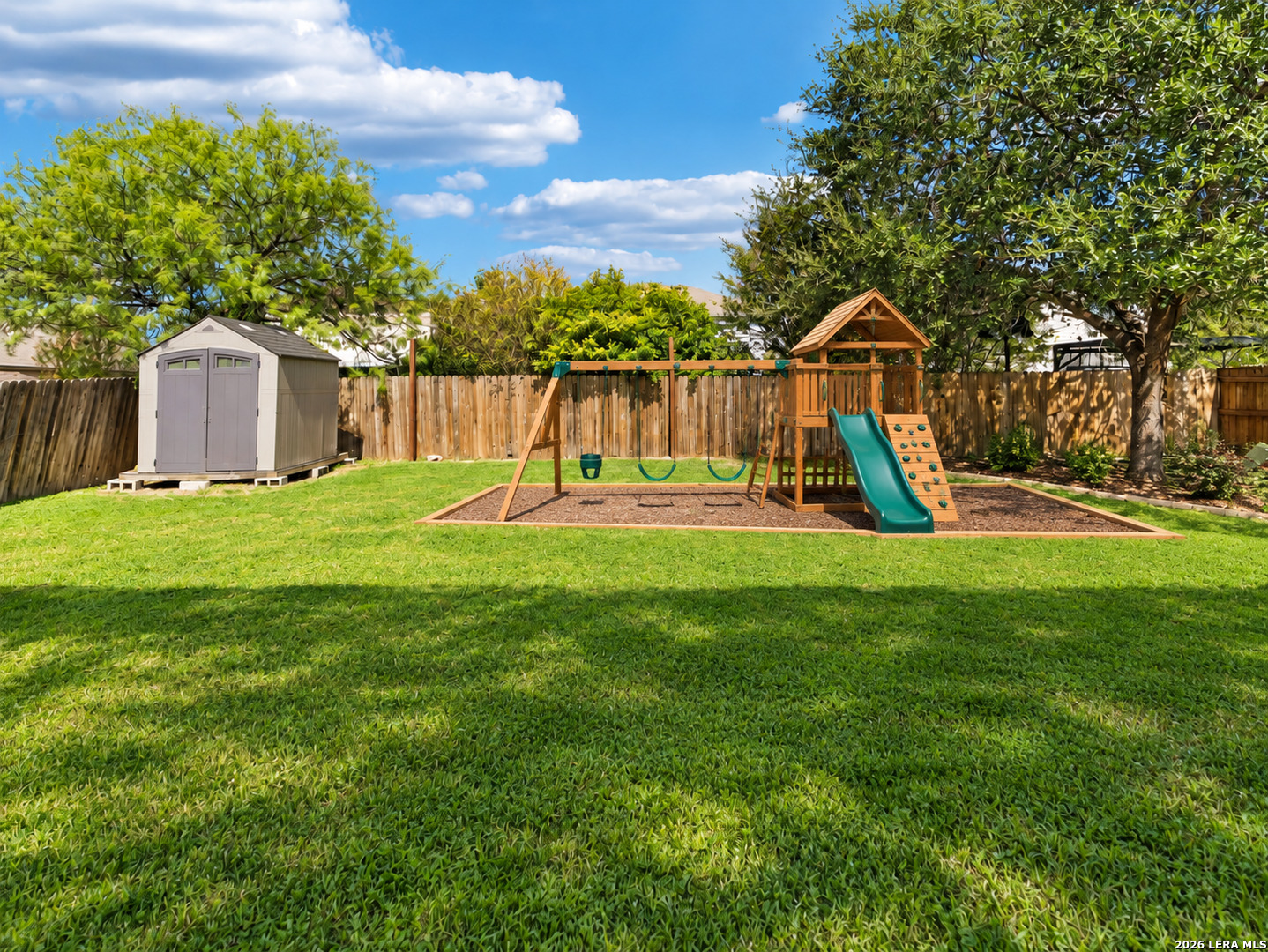 9011 Via Hermosa, San Antonio, TX 78245
