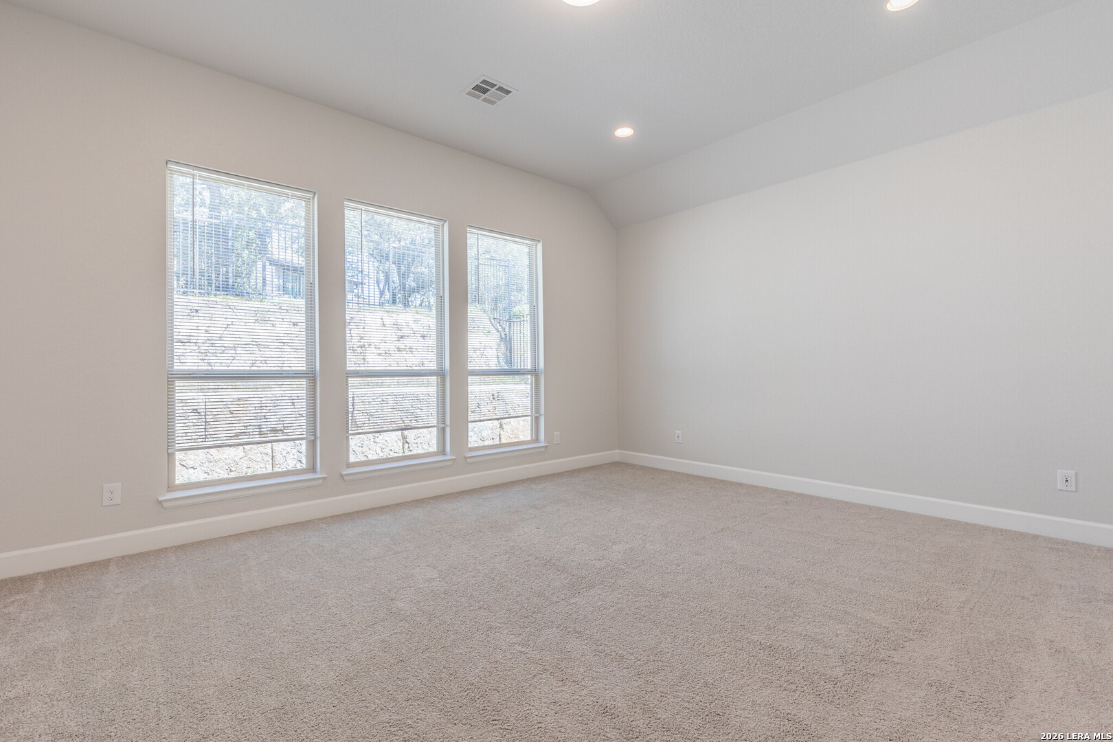 221 Navarro, Boerne, TX 78006