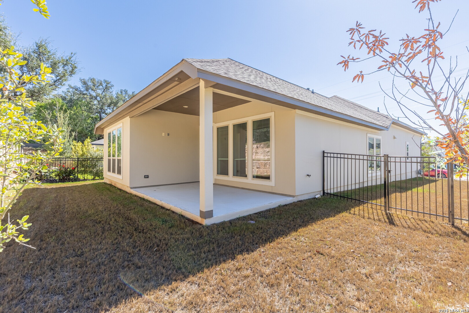 221 Navarro, Boerne, TX 78006