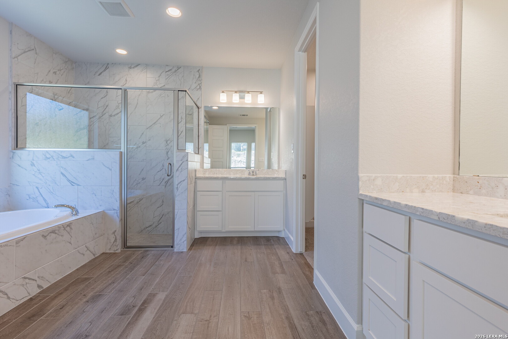 221 Navarro, Boerne, TX 78006