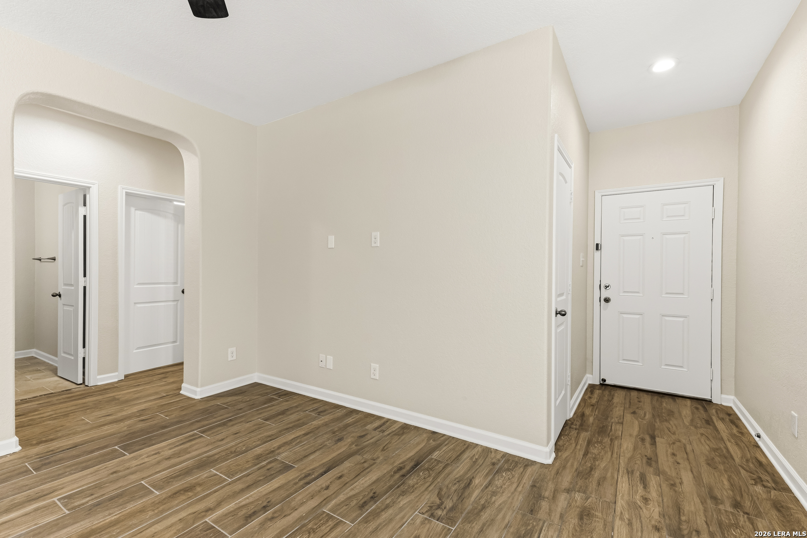 1043 Sundance Ft, San Antonio, TX 78245