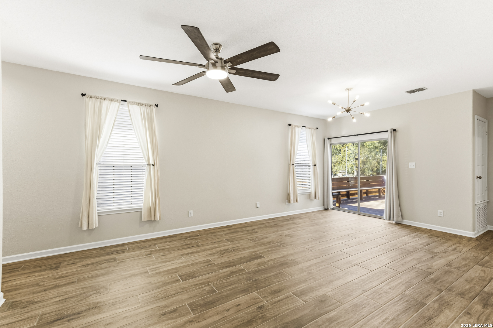 1043 Sundance Ft, San Antonio, TX 78245