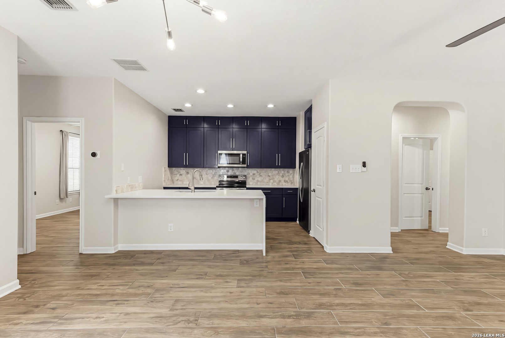 1043 Sundance Ft, San Antonio, TX 78245