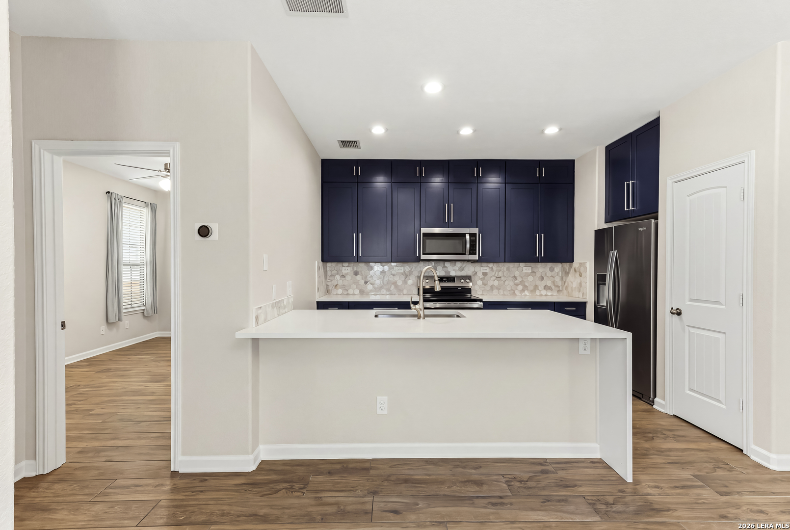 1043 Sundance Ft, San Antonio, TX 78245