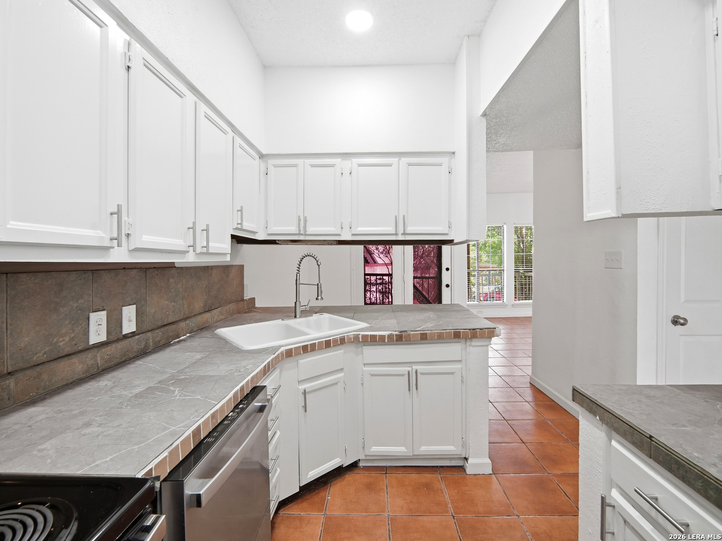 6100 Woodlake Parkway, #311, San Antonio, TX 78244