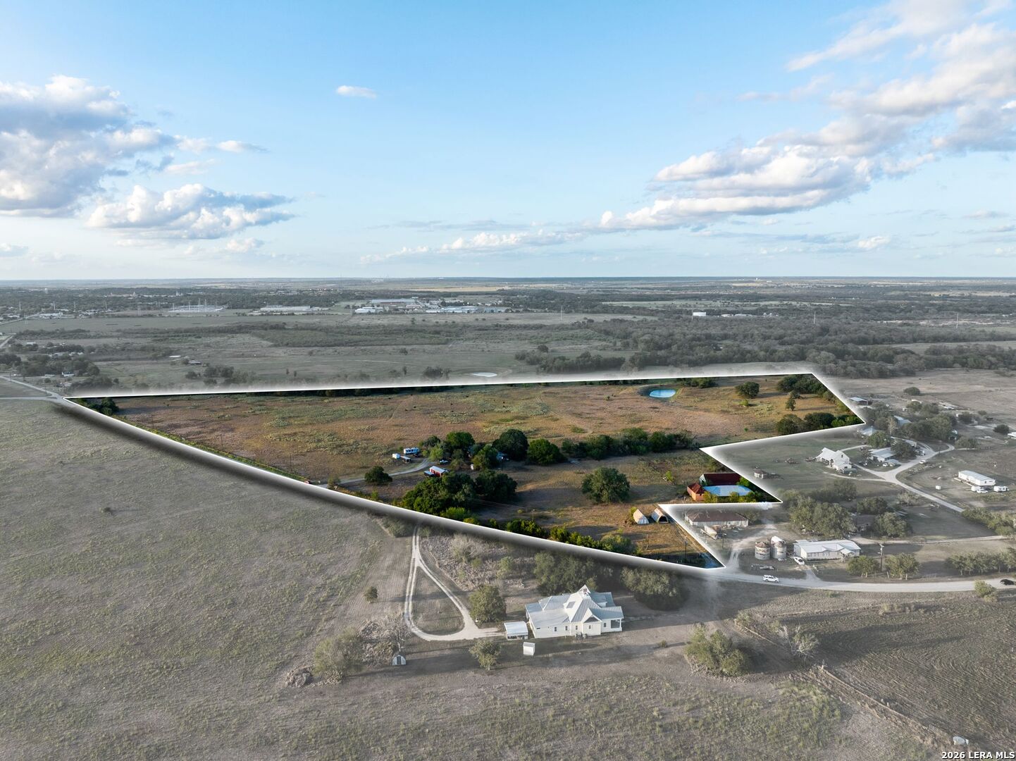425 Seawillow Rd, Lockhart, TX 78644