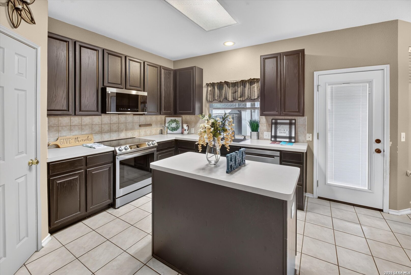 21502 Rio Comal, San Antonio, TX 78259