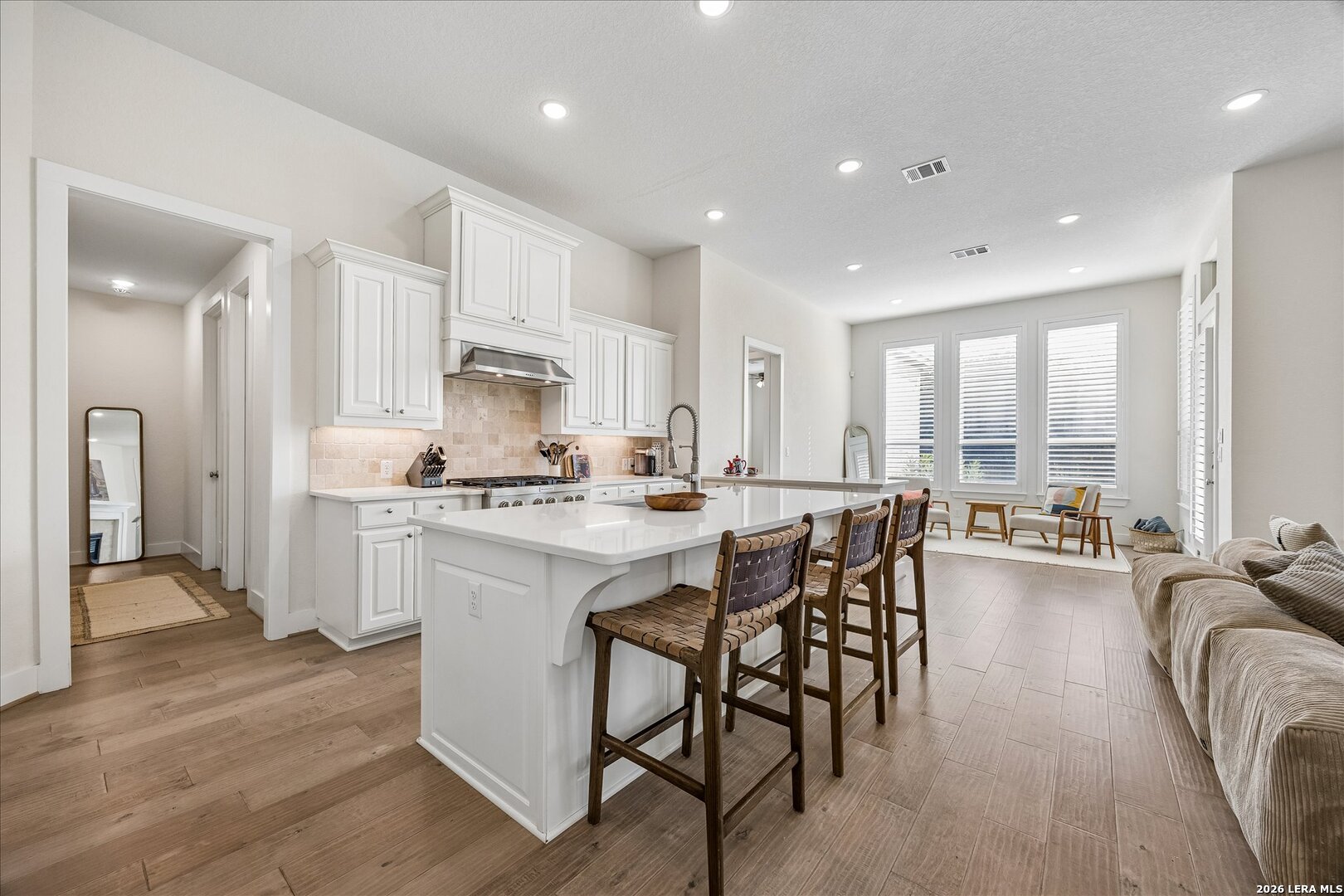 7038 CANTERA MANOR BLVD, San Antonio, TX 78255